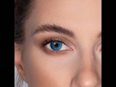 FreshLook ColorBlends Brilliant Blue - mit Stärke (2 Linsen)